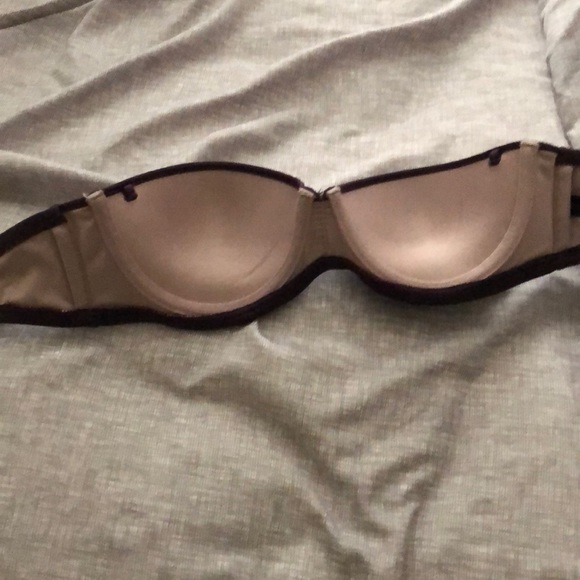 Victoria’s Secret bikini top - Picture 3 of 5